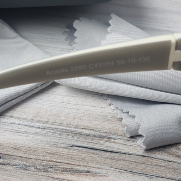 New! Parallel Acadia polarized sunglasses with case, sleeve, and box - Picture 6 of 10